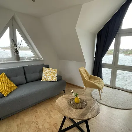 Haus Faehrblick * Rees